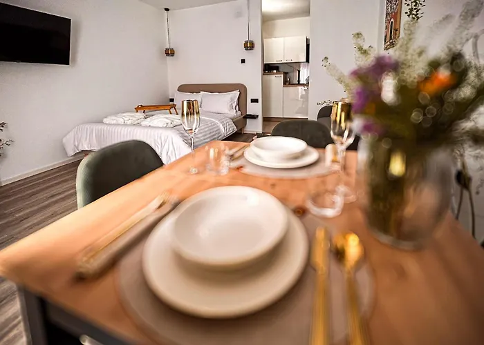 High Tide Задар